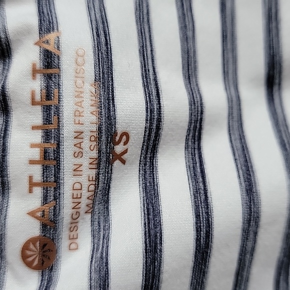 ATHLETA WOMEN  ACTIVE TOP / XS - Picture 4 of 12